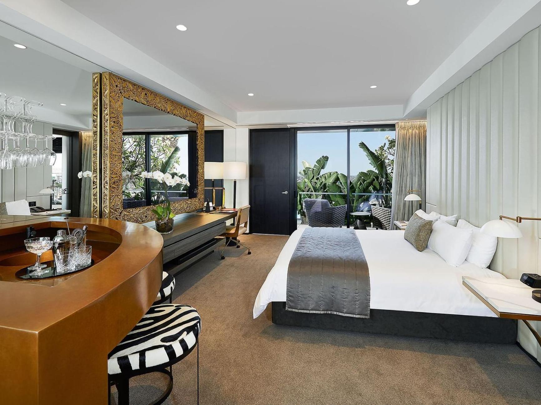 Emporium Hotel South Bank Брисбен Экстерьер фото A suite at The Standard, East Village