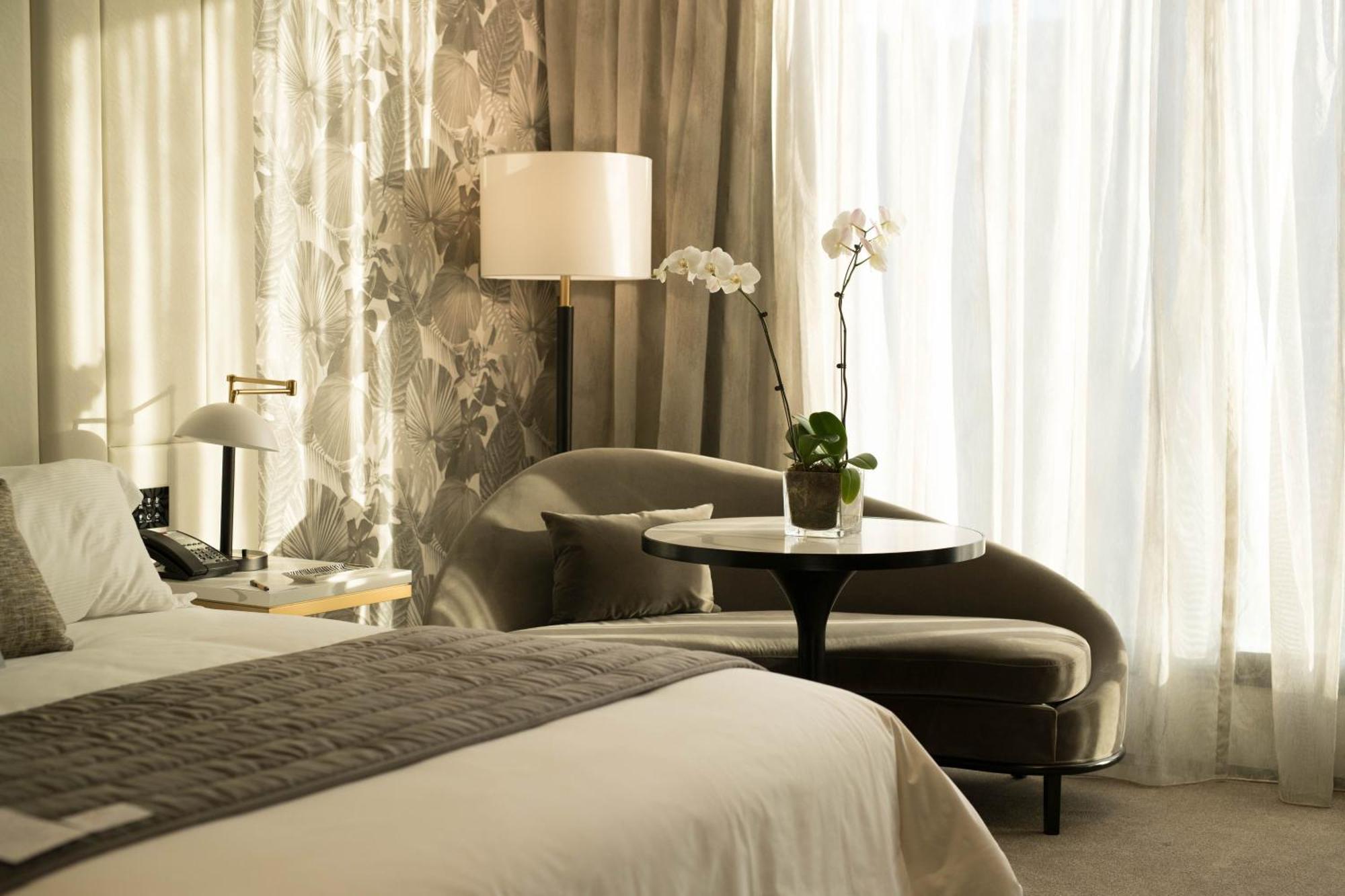 Emporium Hotel South Bank Брисбен Экстерьер фото A room at the Mandarin Oriental, Munich